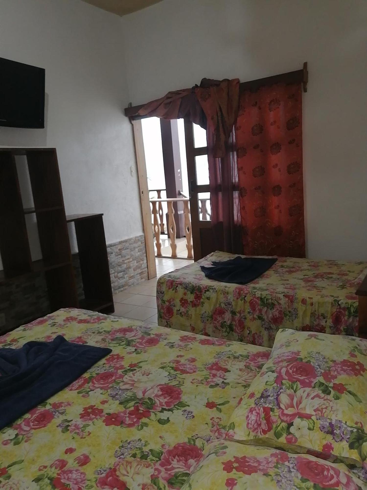 La Posada De Don Jose فلوريس الغرفة الصورة