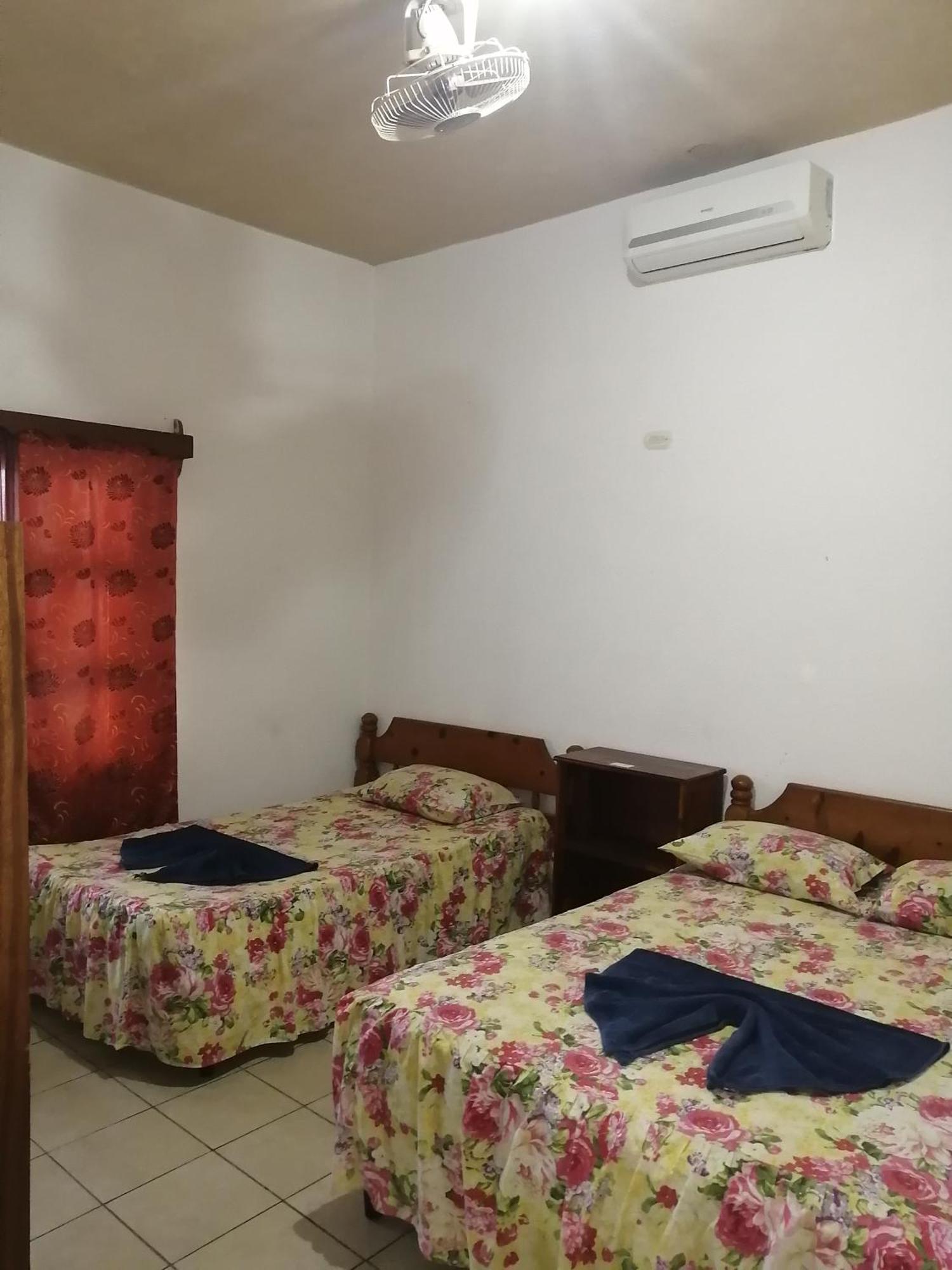 La Posada De Don Jose فلوريس الغرفة الصورة